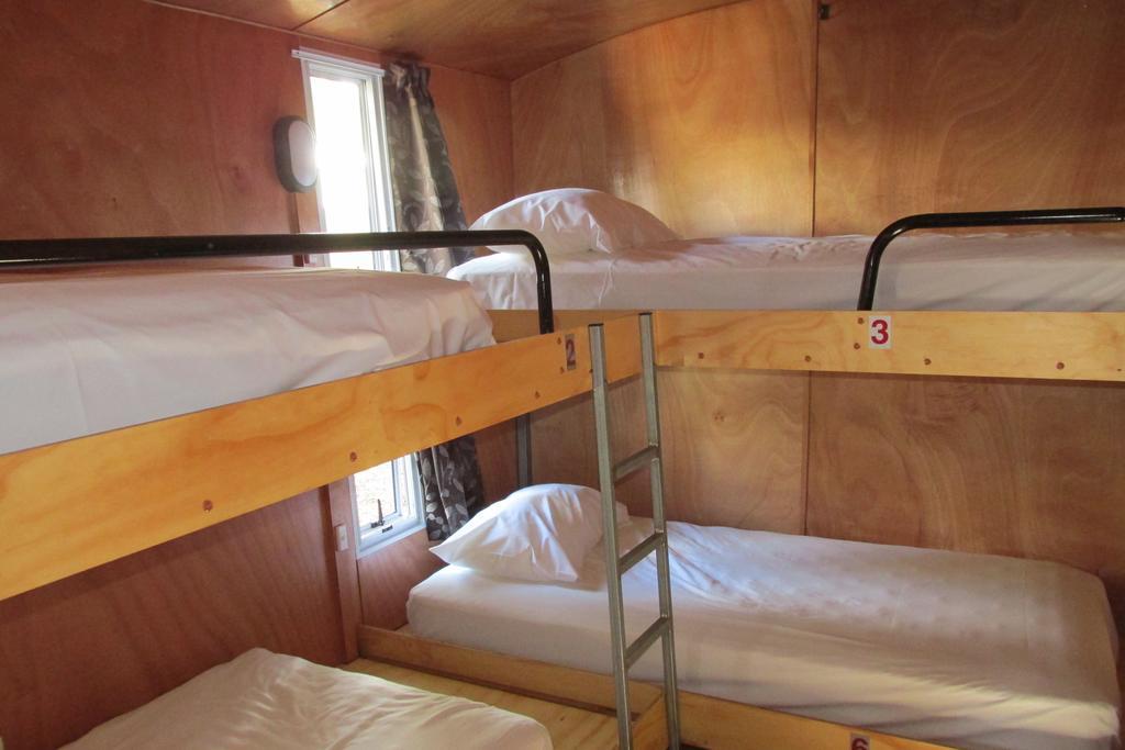 Fernwood Holiday Park Мотуэка Номер фото